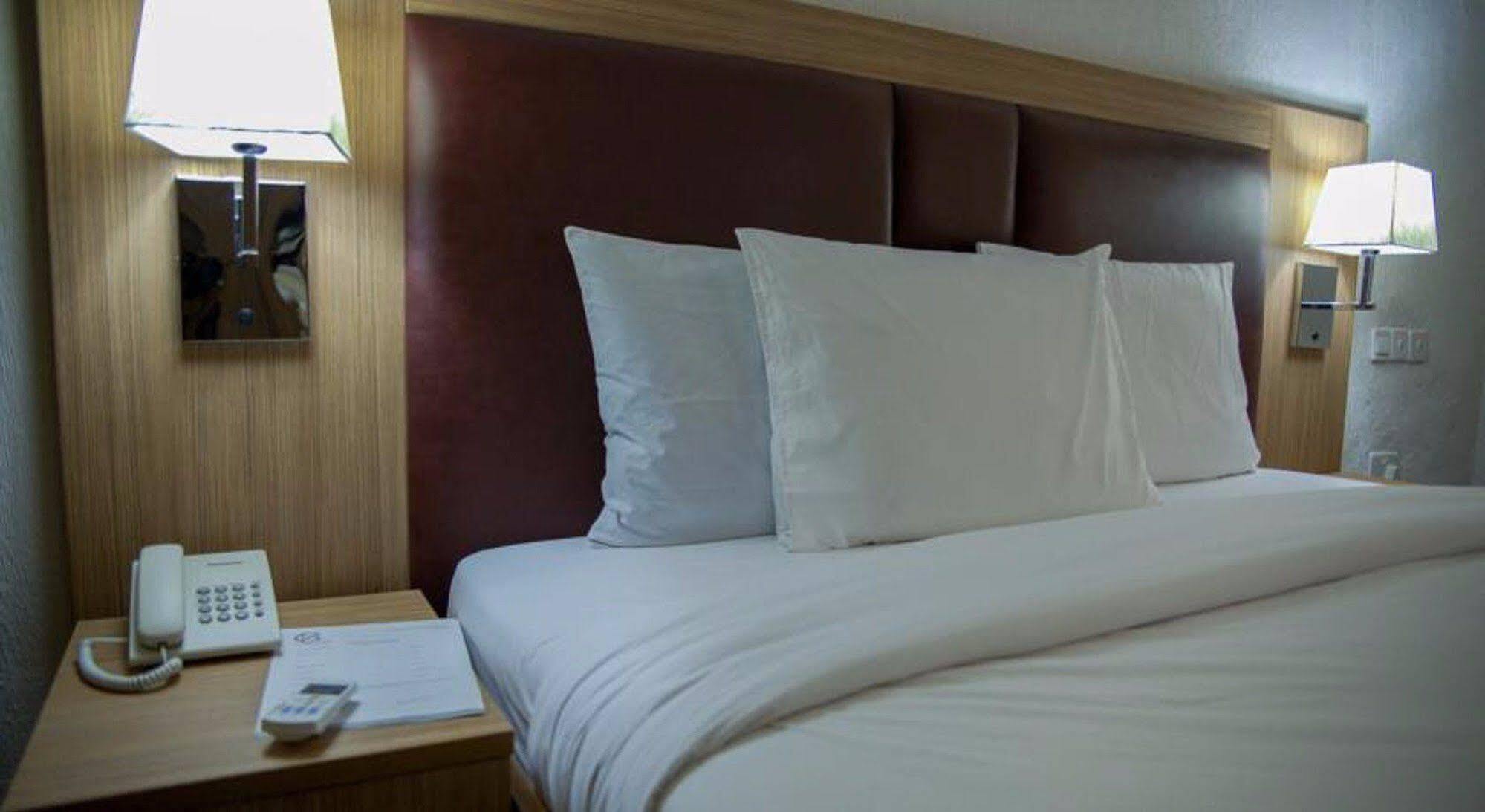 Cubana Suites Mobushipe Εξωτερικό φωτογραφία